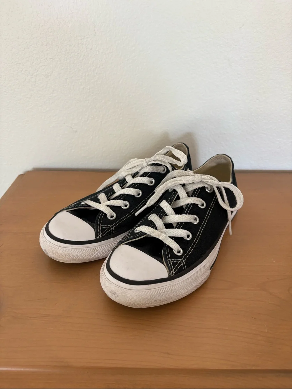 Converse Black and White Low-Top Kids Sneakers - Size 1